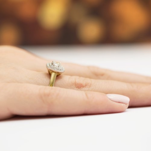 Pierścionek z Brylantami 0,50ct z białego złota próby 585. W-0345B